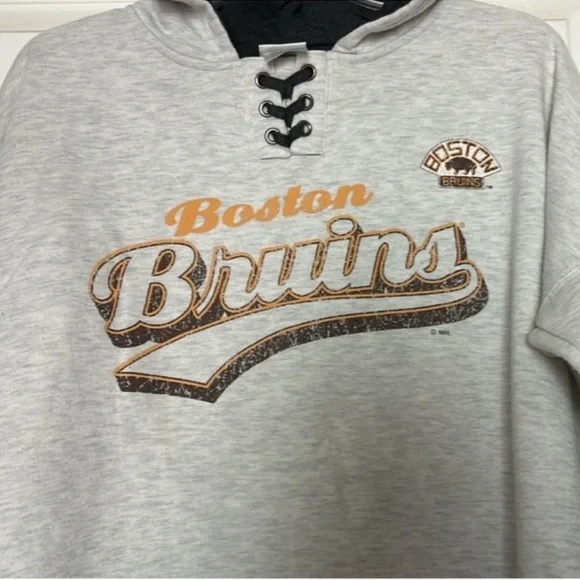 Boston Bruins Gray Hoodie - Picture 2 of 7